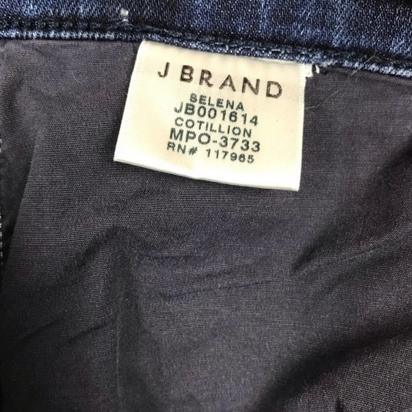 J Brand Selena Mid Rise Floral Crop Distressed Denim Jeans in Cotillion - Picture 3 of 6